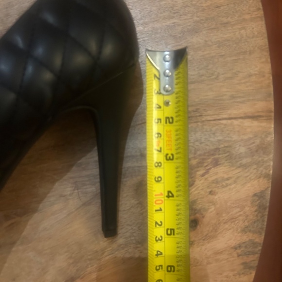 Black Jessica Simpson quilted diamond high heels size 9 - Picture 8 of 8